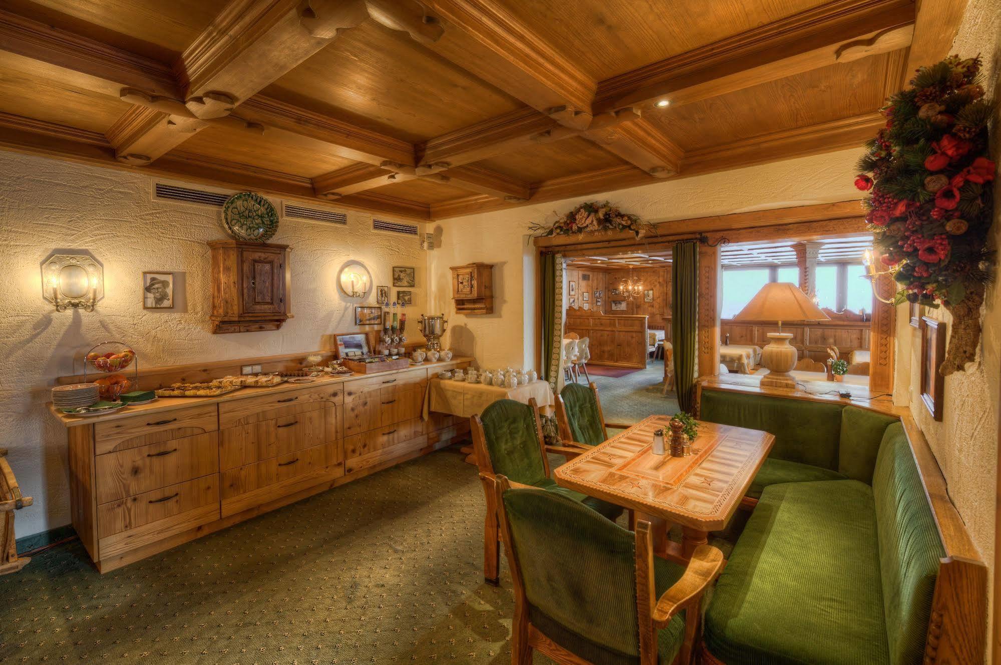 Hotel Arlberghoehe St. Christoph am Arlberg Dış mekan fotoğraf